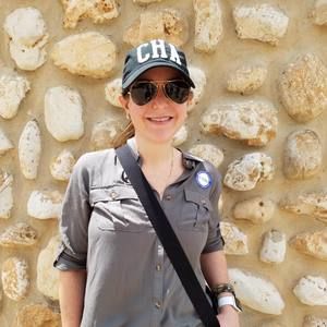 Meet your Posher, Camila